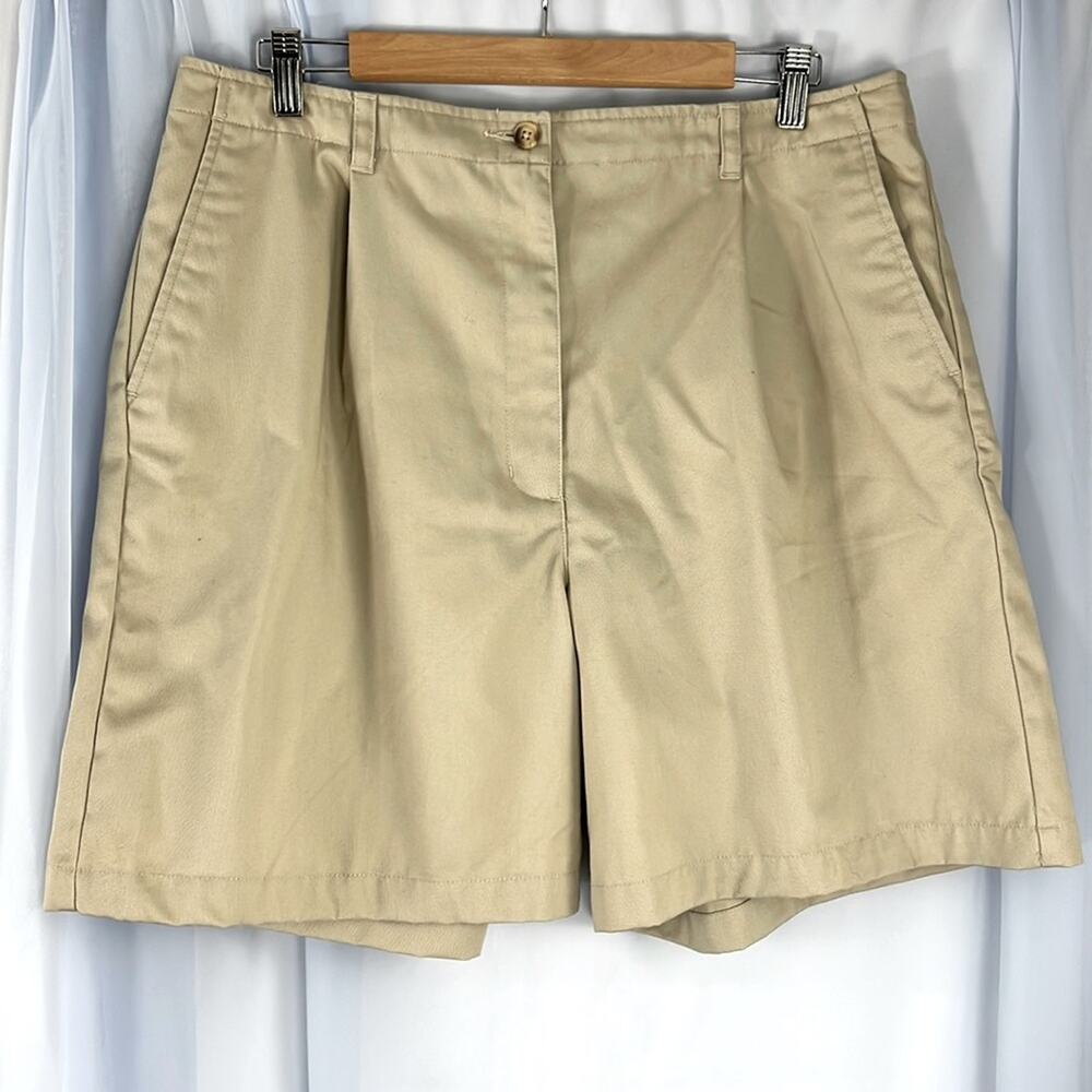 Talbots khaki tan cotton chino shorts with pockets and pleats size 16